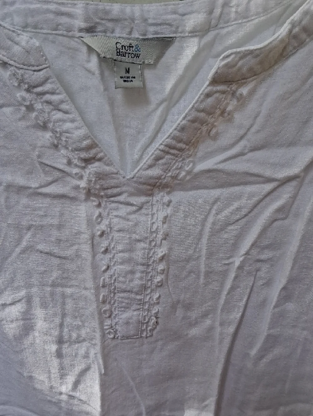 croft & barrow White Sleeveless V-Neck Cotton Camisole Top - Picture 2 of 4